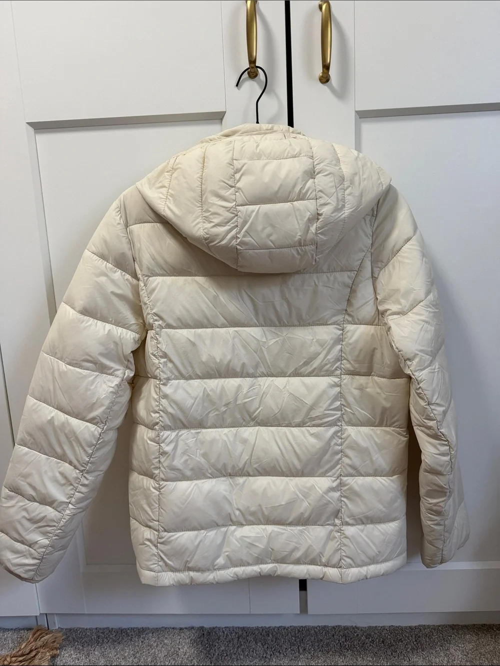 Abercrombie & Fitch Women's Light Cream Quilted Hooded Puffer Jacket